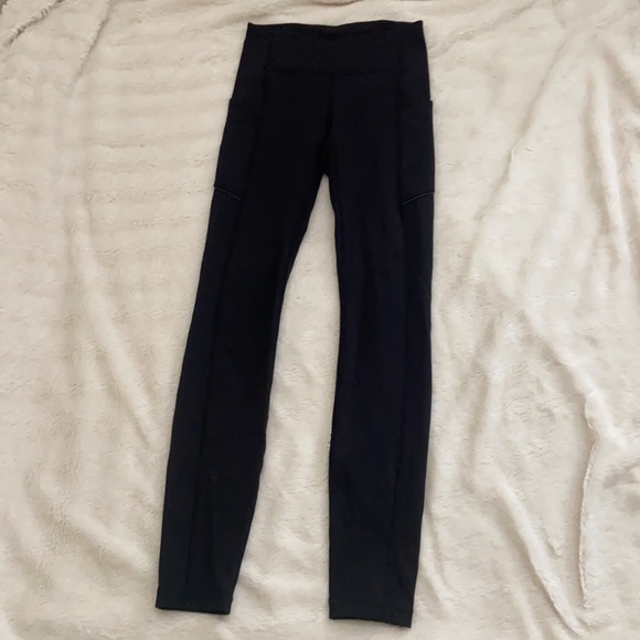 Lululemon leggings - Picture 3 of 9